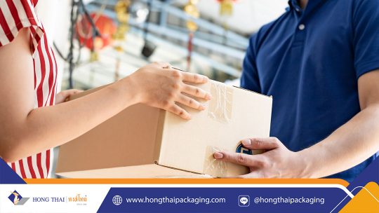 กล่องพัสดุ-กล่องไปรษณีย์-สำคัญอย่างไรต่อธุรกิจออนไลน์-หงส์ไทย