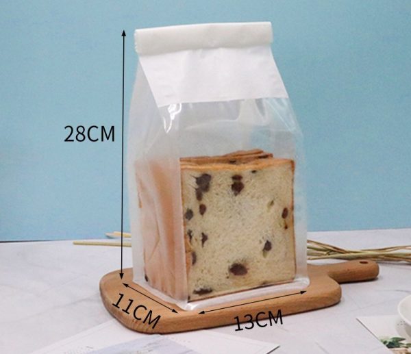 ถุงขนมปังสีขาว มีหน้าต่าง ลวดรัด 13×10.8×28 cm.(ยxกxส)