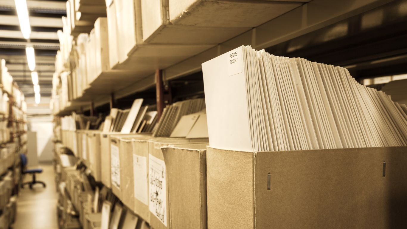 เปรียบเทียบกล่องใส่เอกสารจากหงส์ไทยฯกับโรงงานอื่น